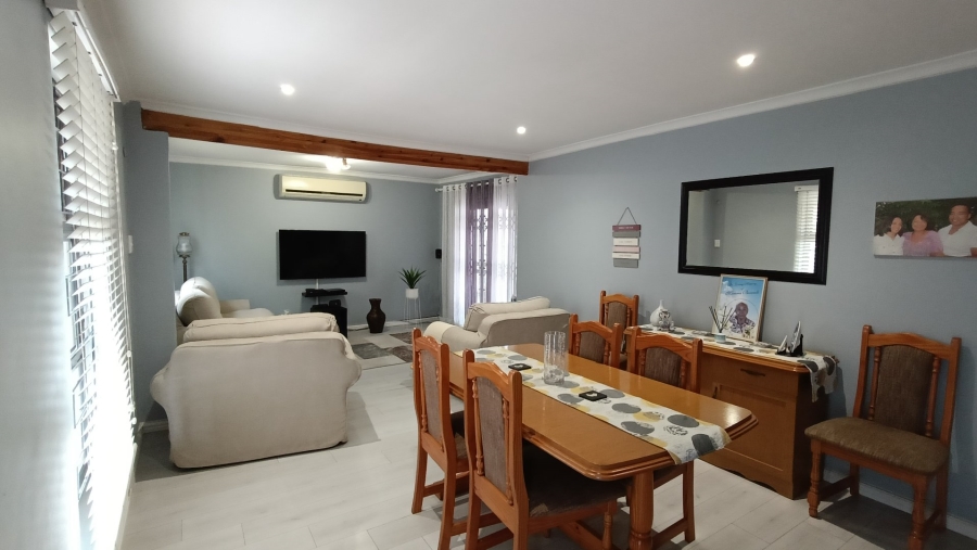 3 Bedroom Property for Sale in Highbury Western Cape